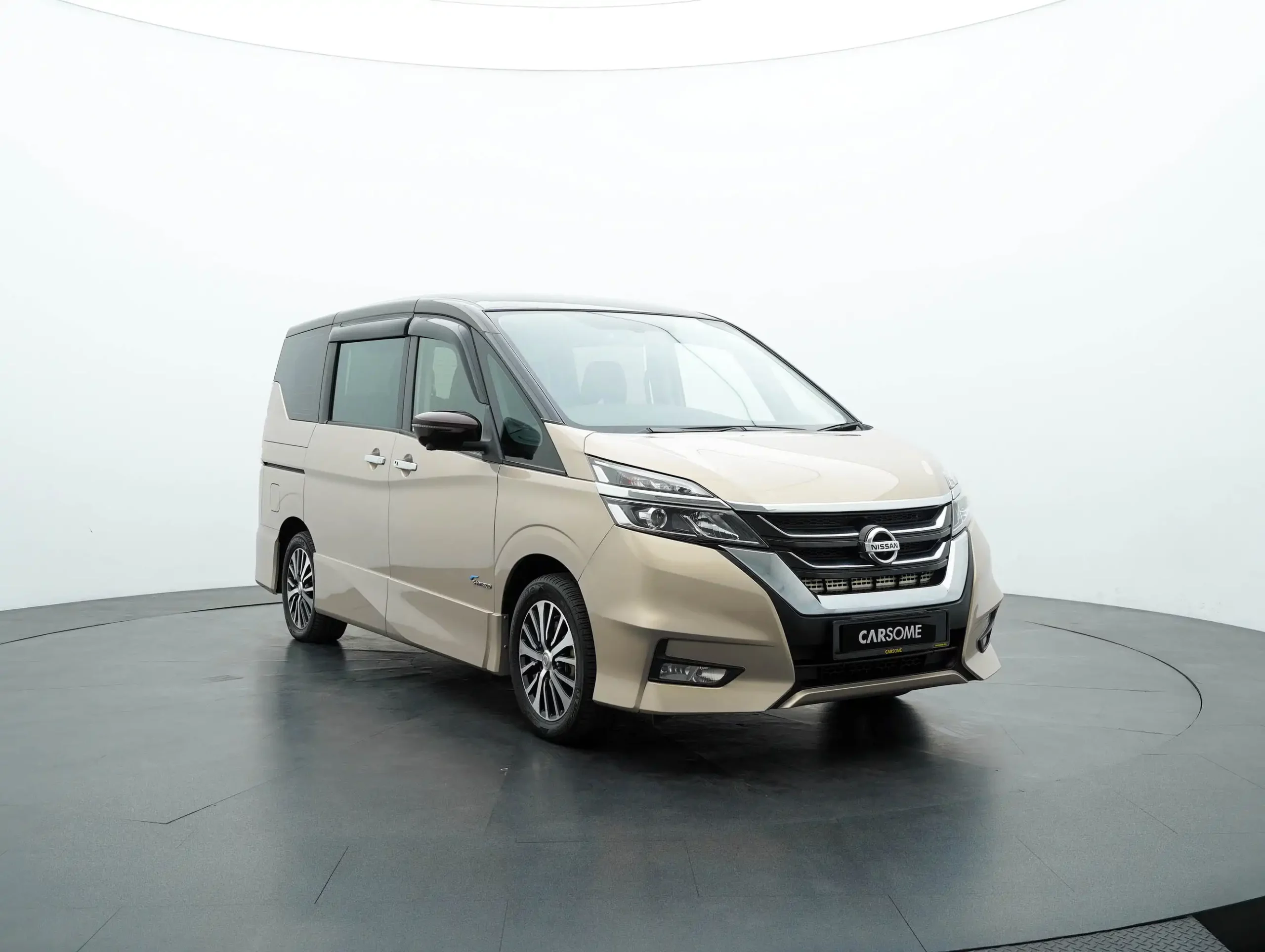 kereta mpv terbaik - nissan serena terpakai carsome
