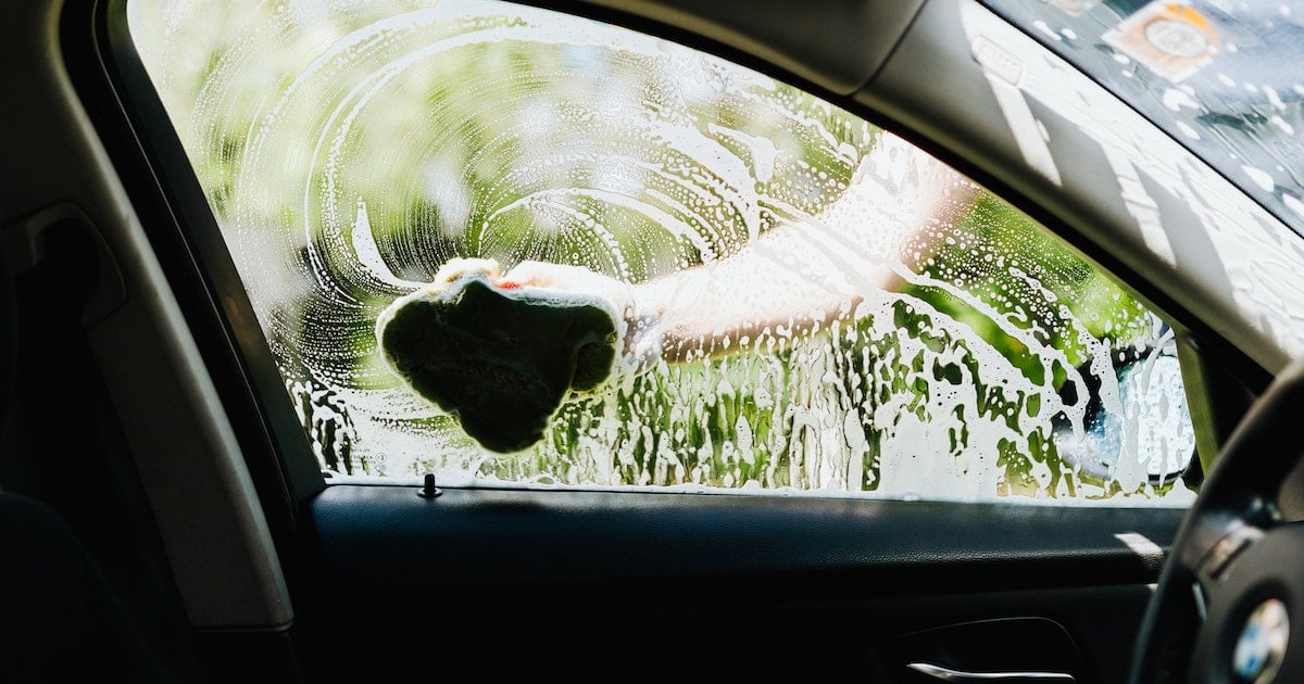 cermin kereta retak pecah, basuh kereta