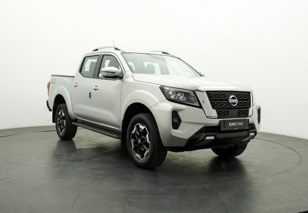 Nissan Navara VL on CARSOME