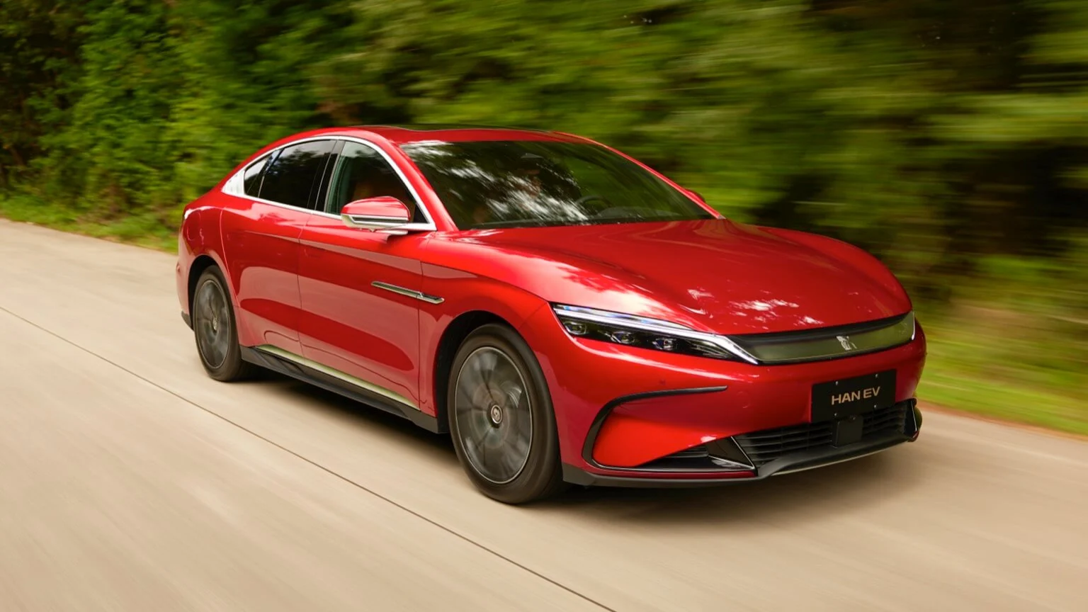 BYD Seal: Sedan Listrik yang Menggebrak Pasar Indonesia