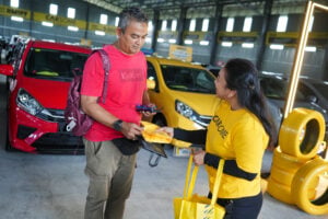 Customer Buying Car