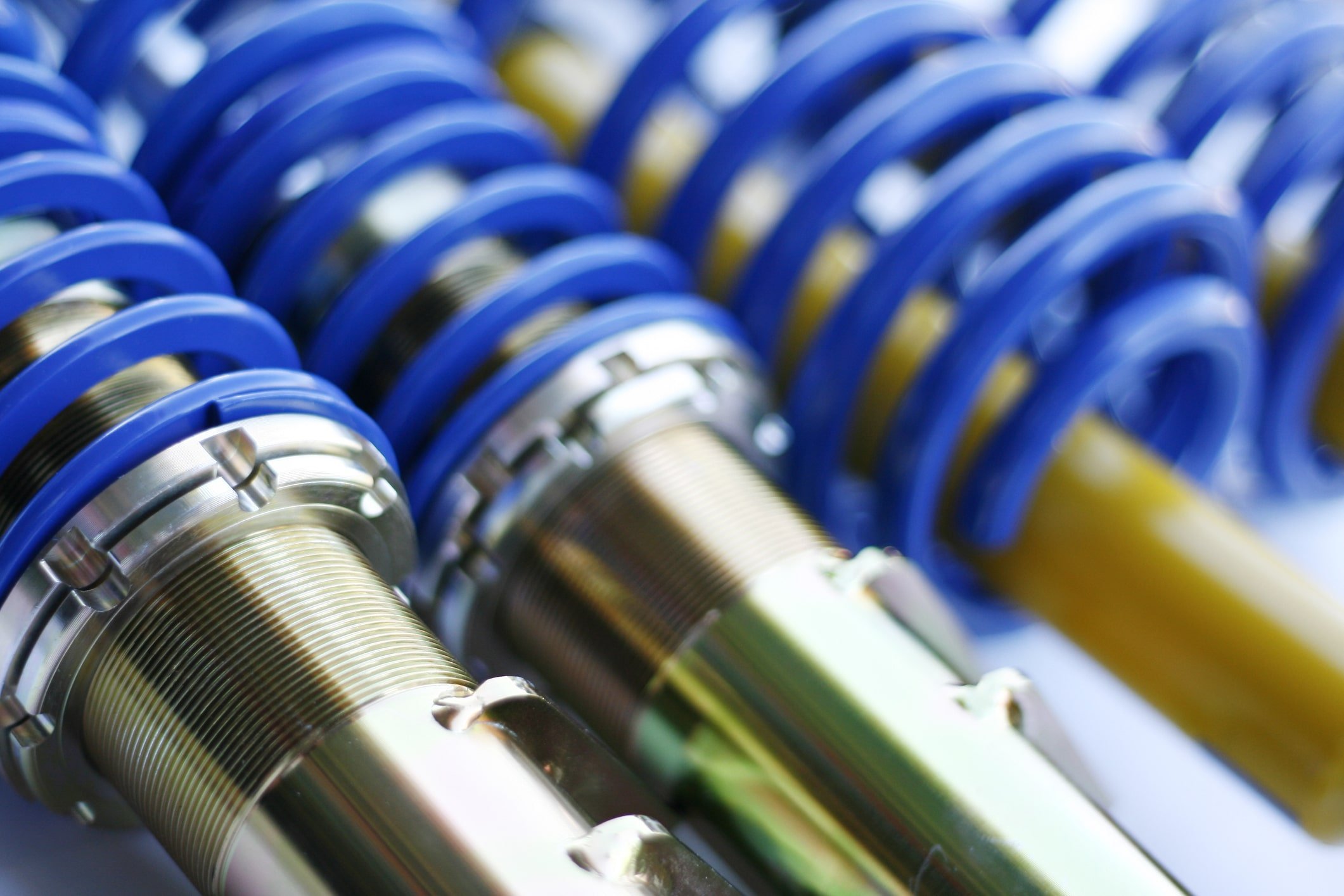 What Are the Symptoms of Worn Shock Absorbers?